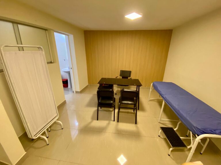 CONSULTORIO MEDICO EN YANAHUARA